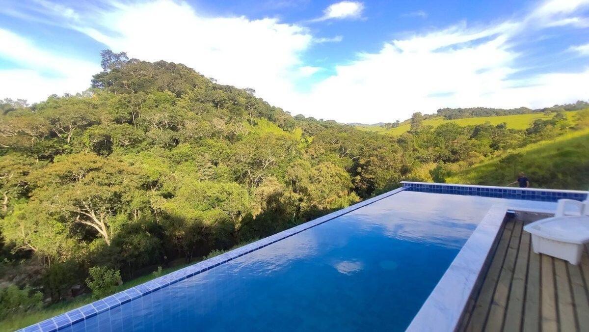 Chale Do Lago Super Luxo Cunha Eksteriør billede
