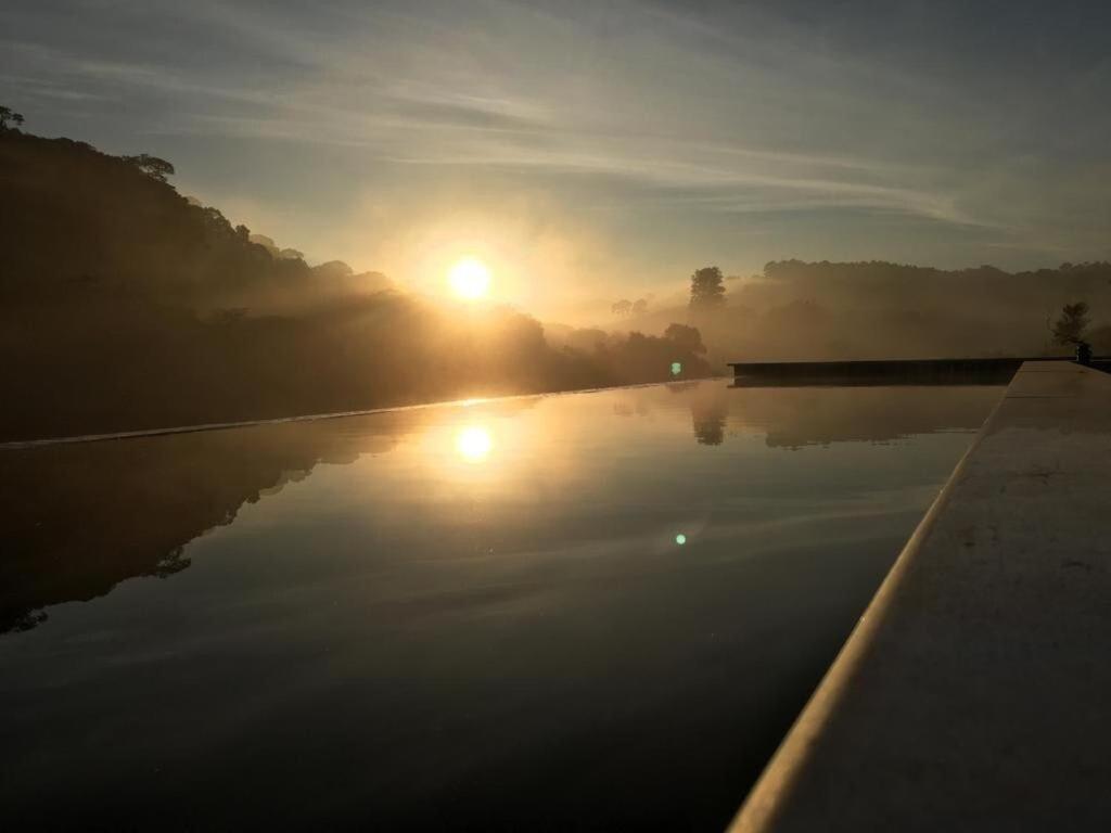 Chale Do Lago Super Luxo Cunha Eksteriør billede